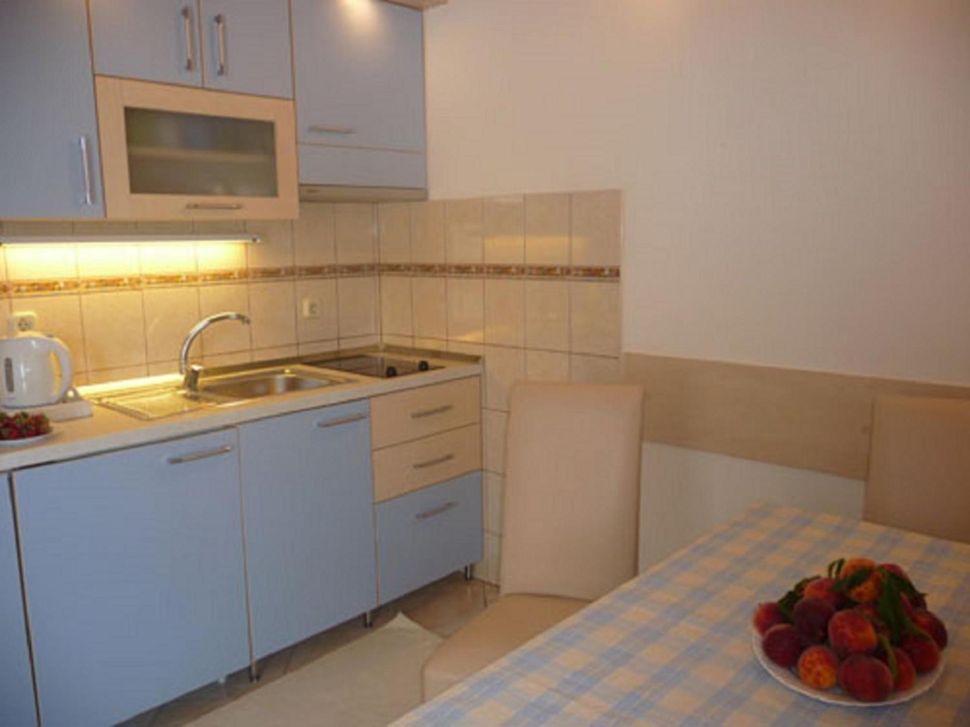 Apartments Lavica Podstrana Cameră foto